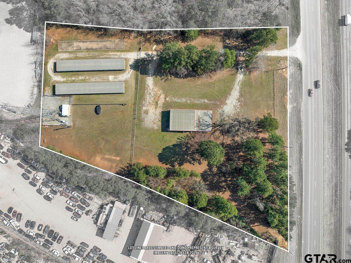 10521 Hwy 271 - Photo 1