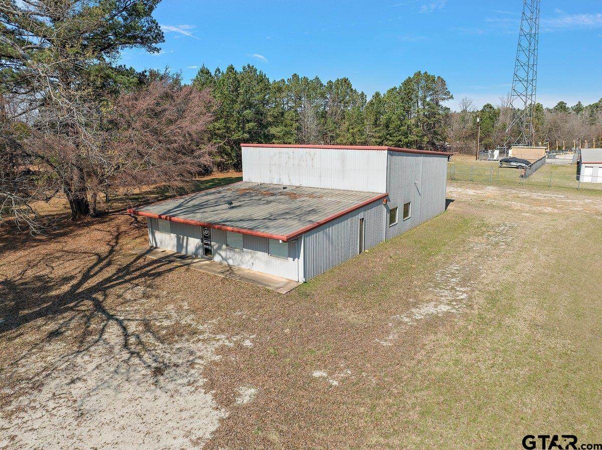 10521 Us 271 - Photo 1