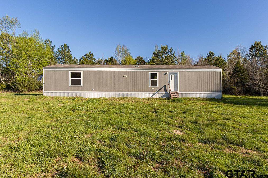 884 County Road 2950 - Photo 1