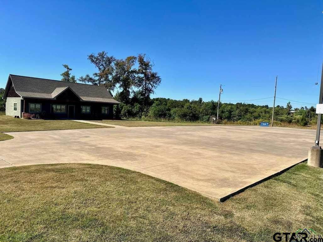 3827 Us 259 - Photo 1