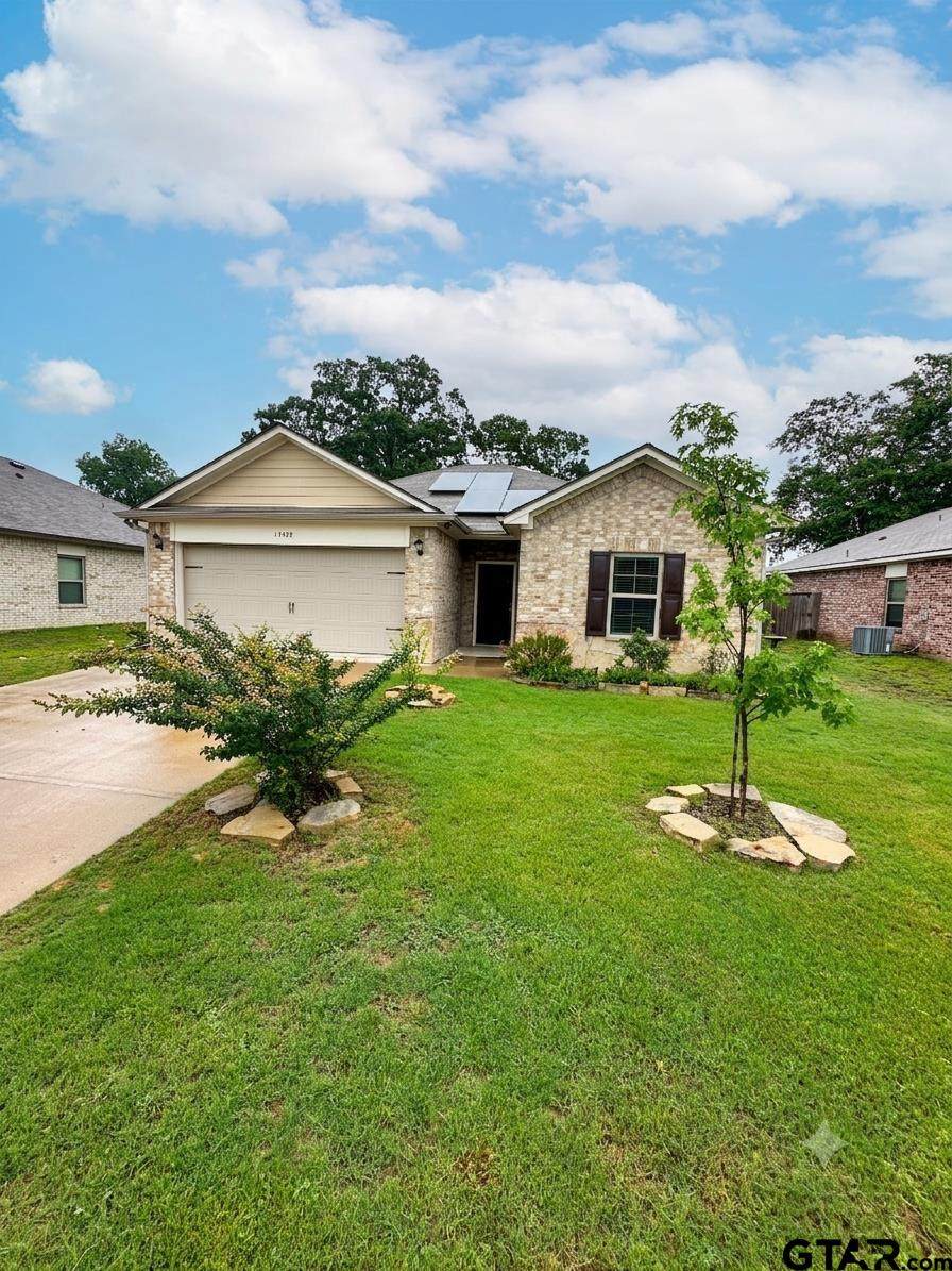 17458 Stacy - Photo 1