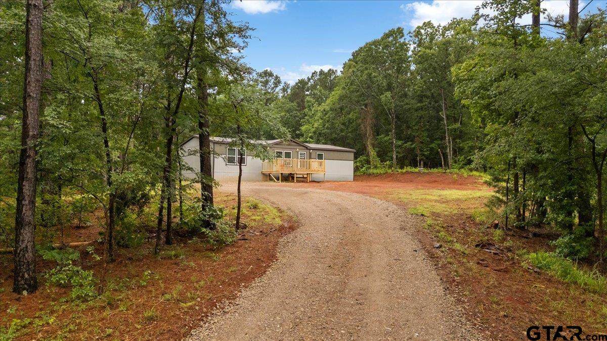 18755 County Road 4104 - Photo 1