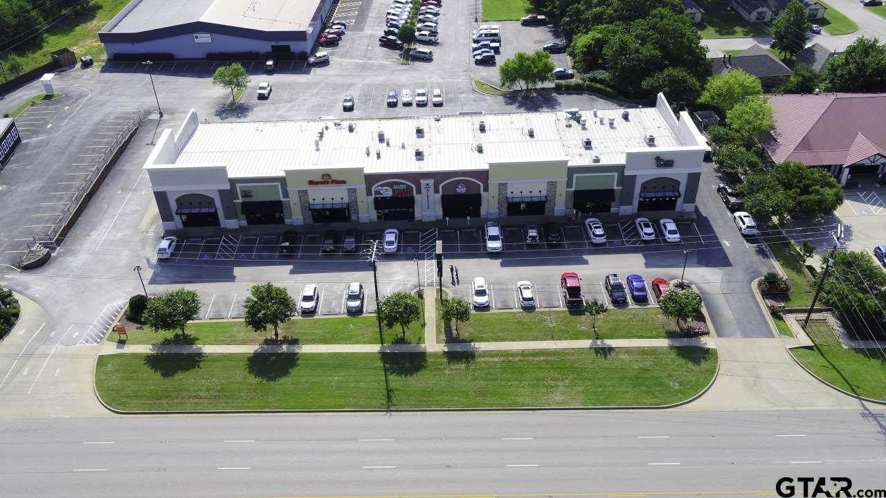 7924 Broadway, Suite 200 - Photo 1