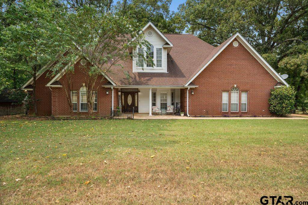 1841 County Road 3402 - Photo 1