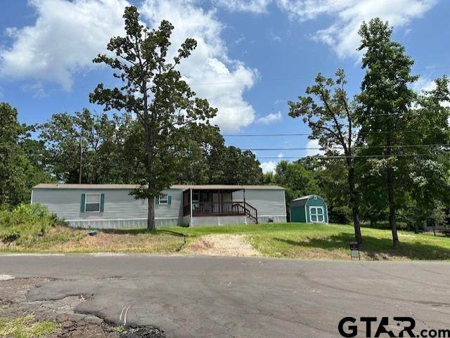 17323 Lakeview Dr - Photo 1