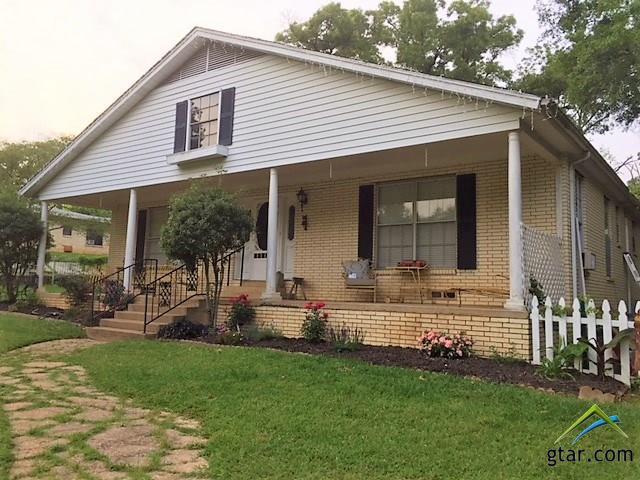 624 Maple Ave - Photo 1