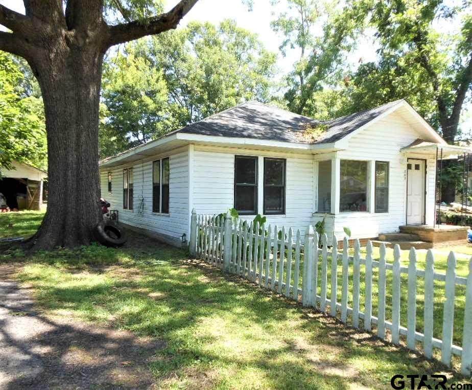 207 Harrison - Photo 1