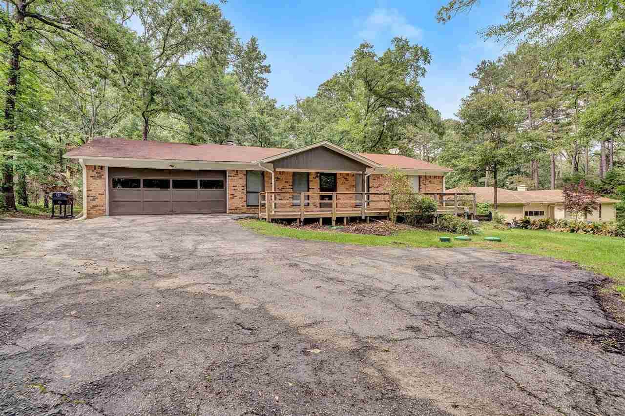1514 Tanglewood Dr East - Photo 1