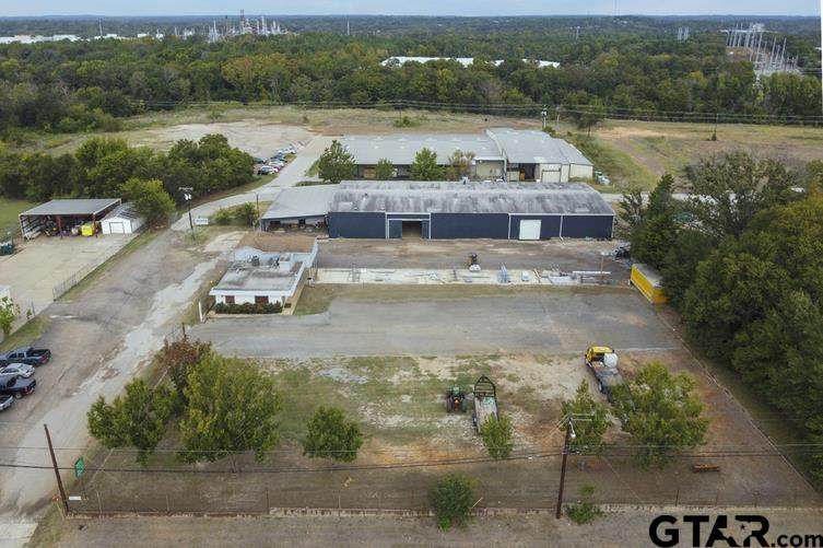2340 E Erwin - Photo 1