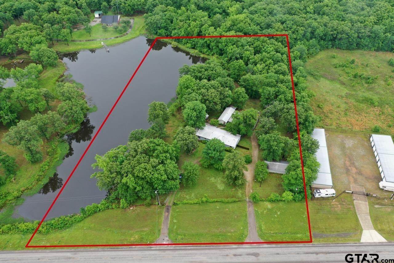 8251 Fm 515 - Photo 1