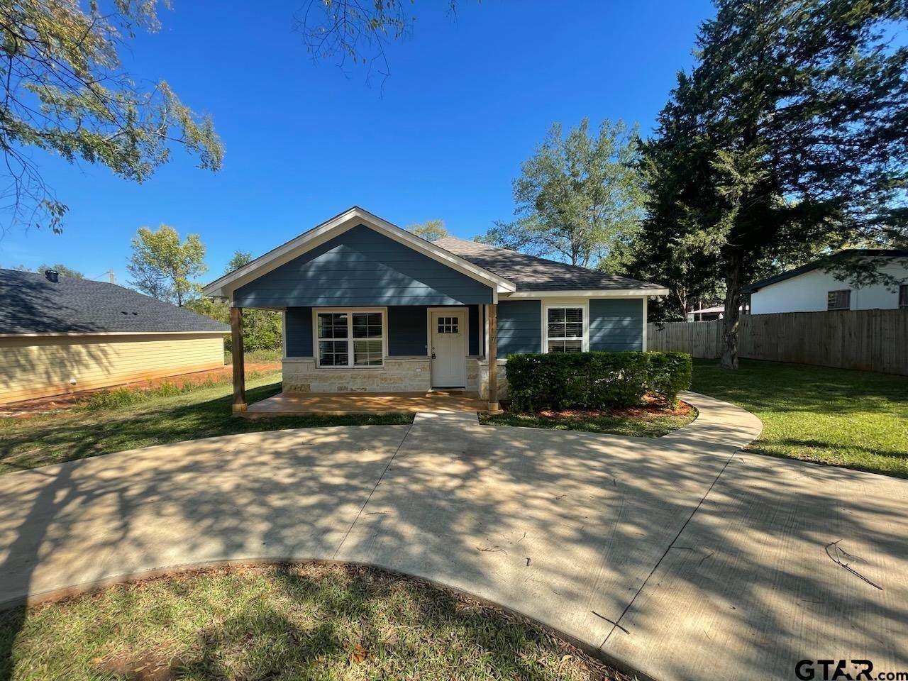 117 Brentwood Dr. - Photo 1