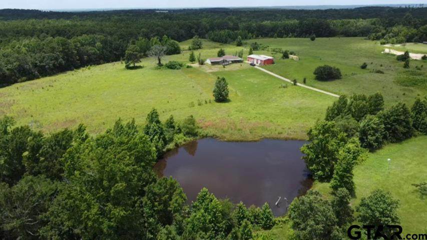 128 County Road 3878 - Photo 1