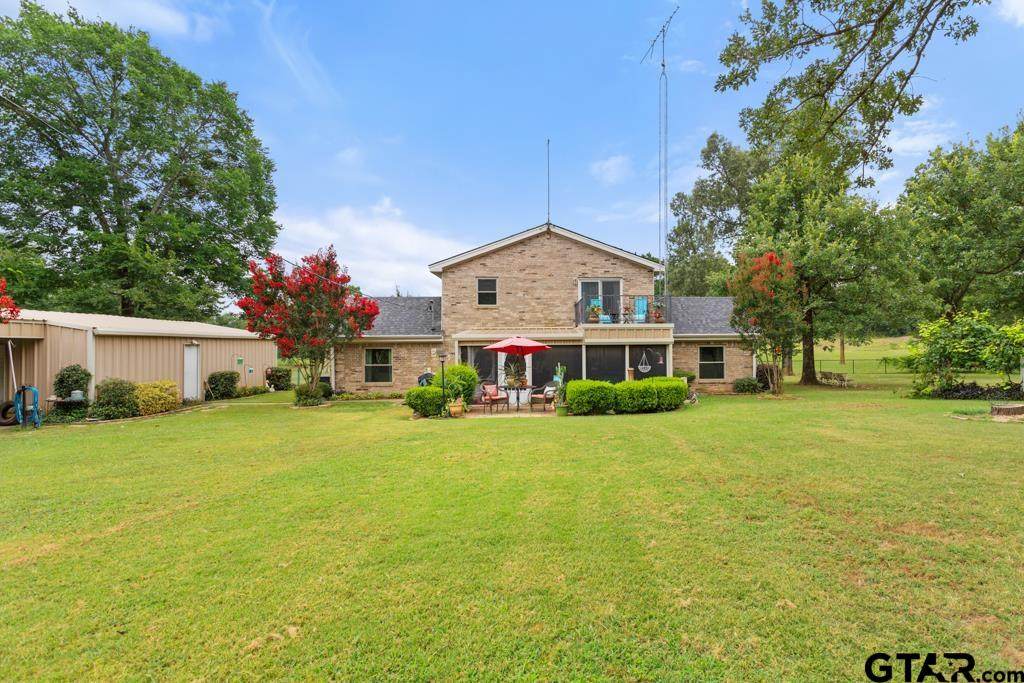 220 County Road 1477 - Photo 1