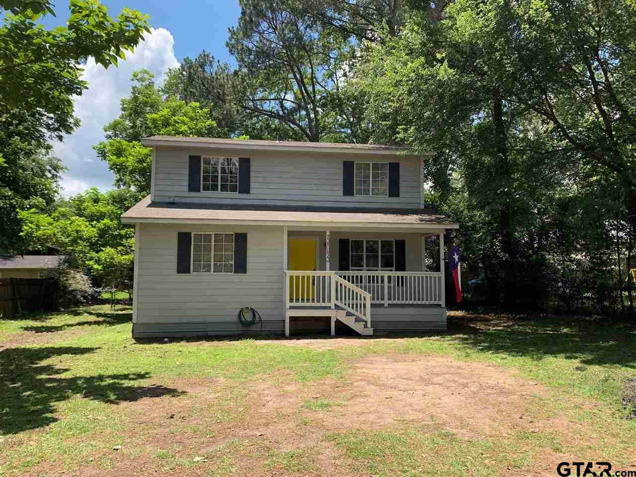 303 Hanks St - Photo 1