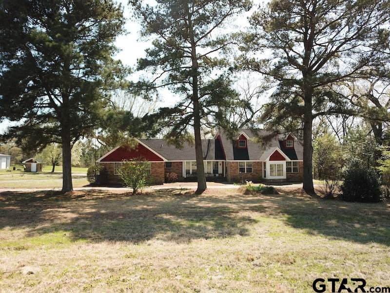 2000 Fm 2088 - Photo 1