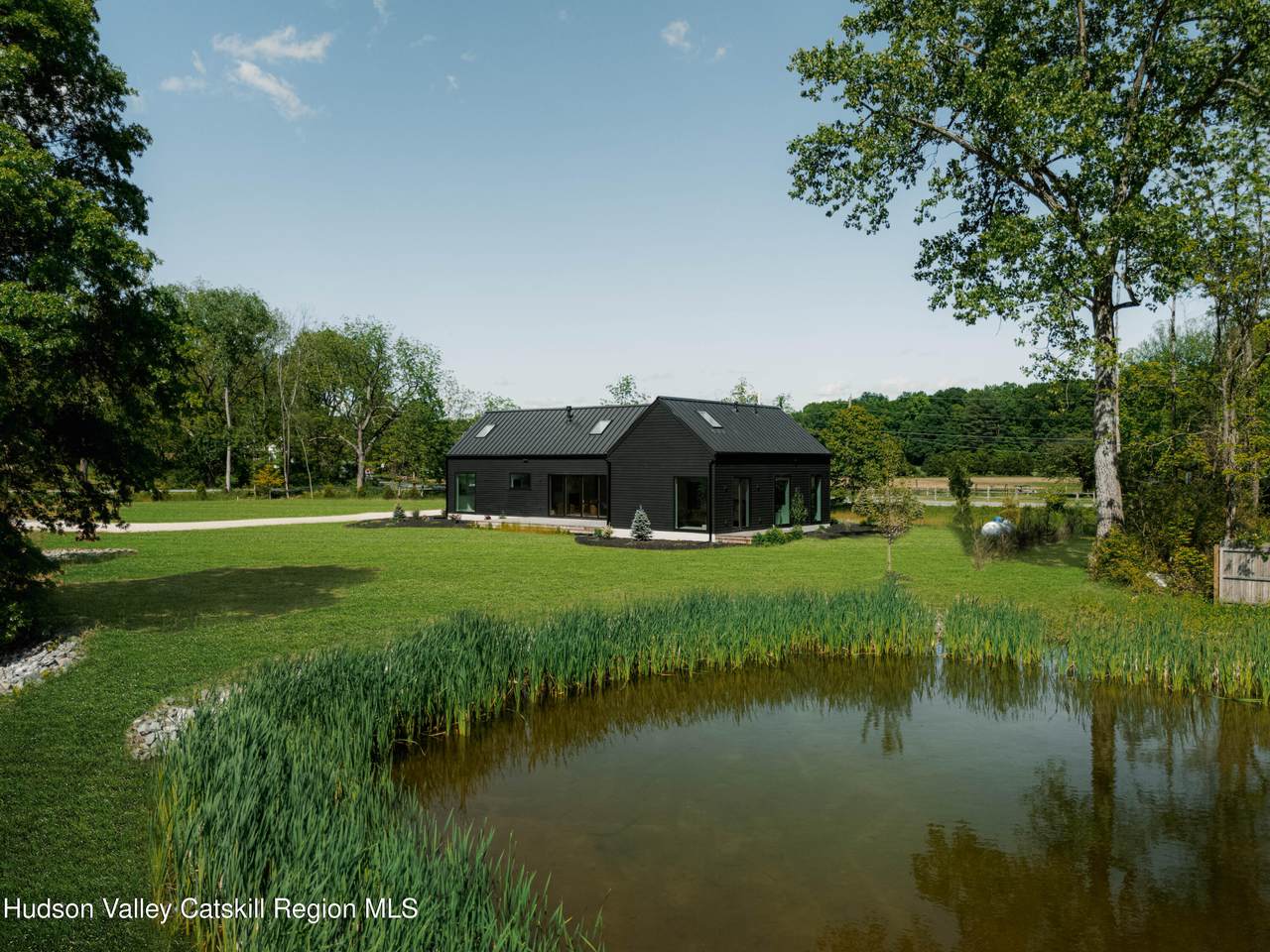 3 Schoolhouse Road - Photo 1