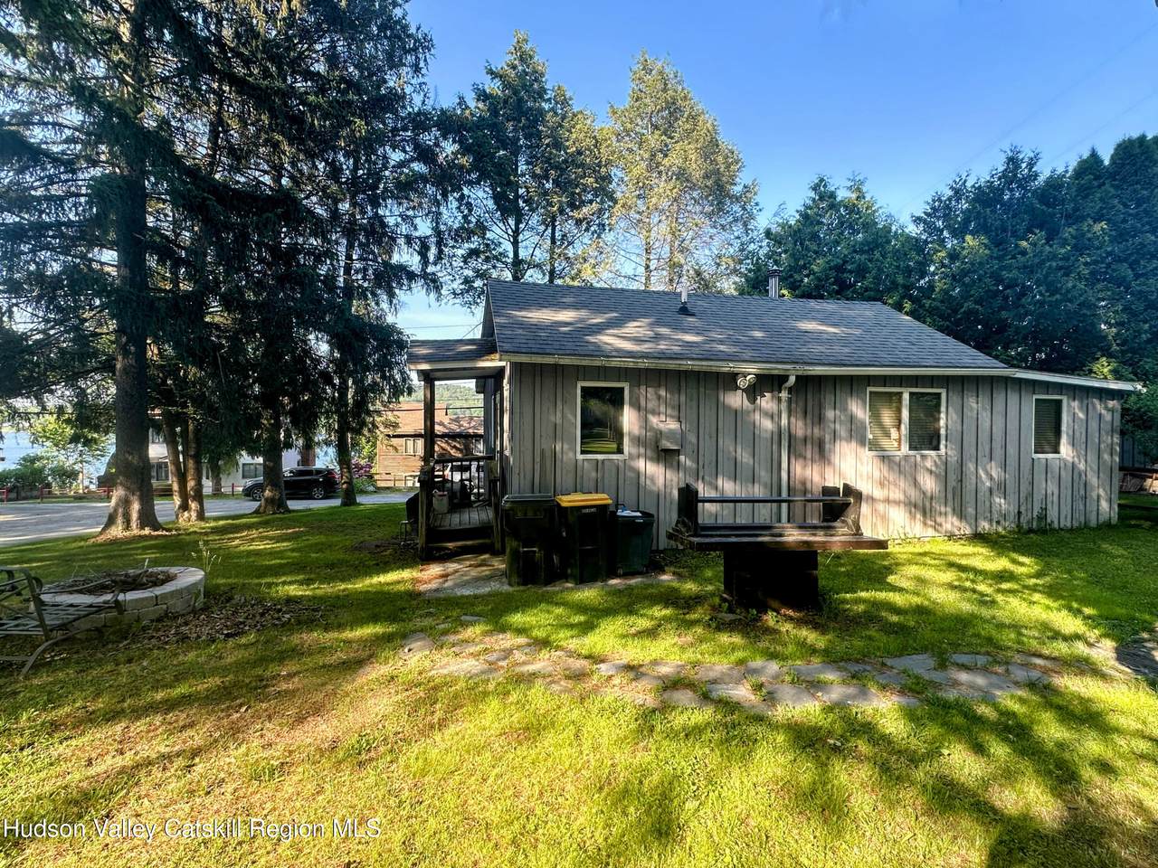 81 Sw Colony Road - Photo 1