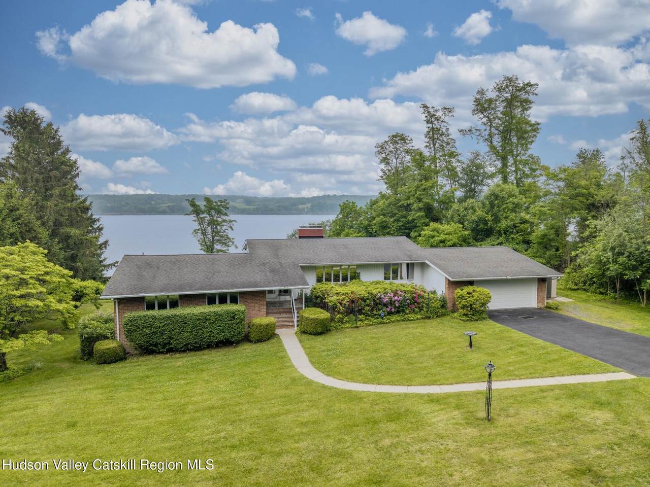 19 Riverview Terrace - Photo 1