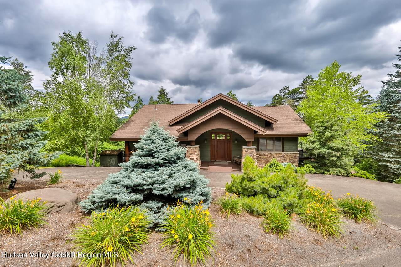 22 Club Road - Photo 1