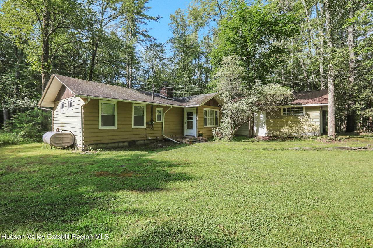 1055 Route 212 - Photo 1