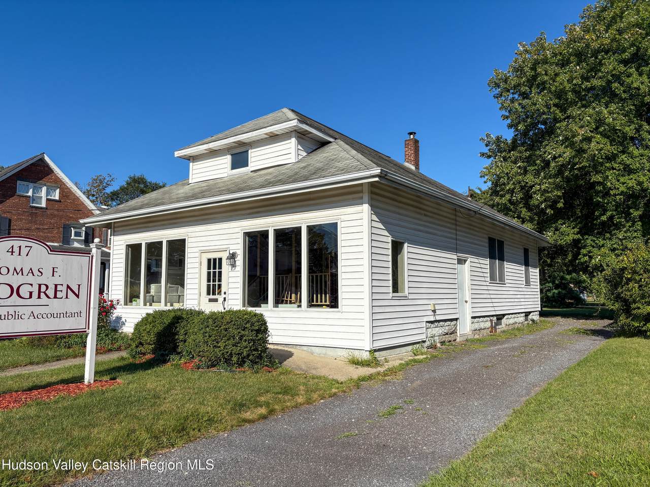 417 Albany Avenue - Photo 1