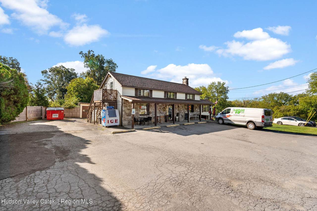 1218 Burlingham Road - Photo 1