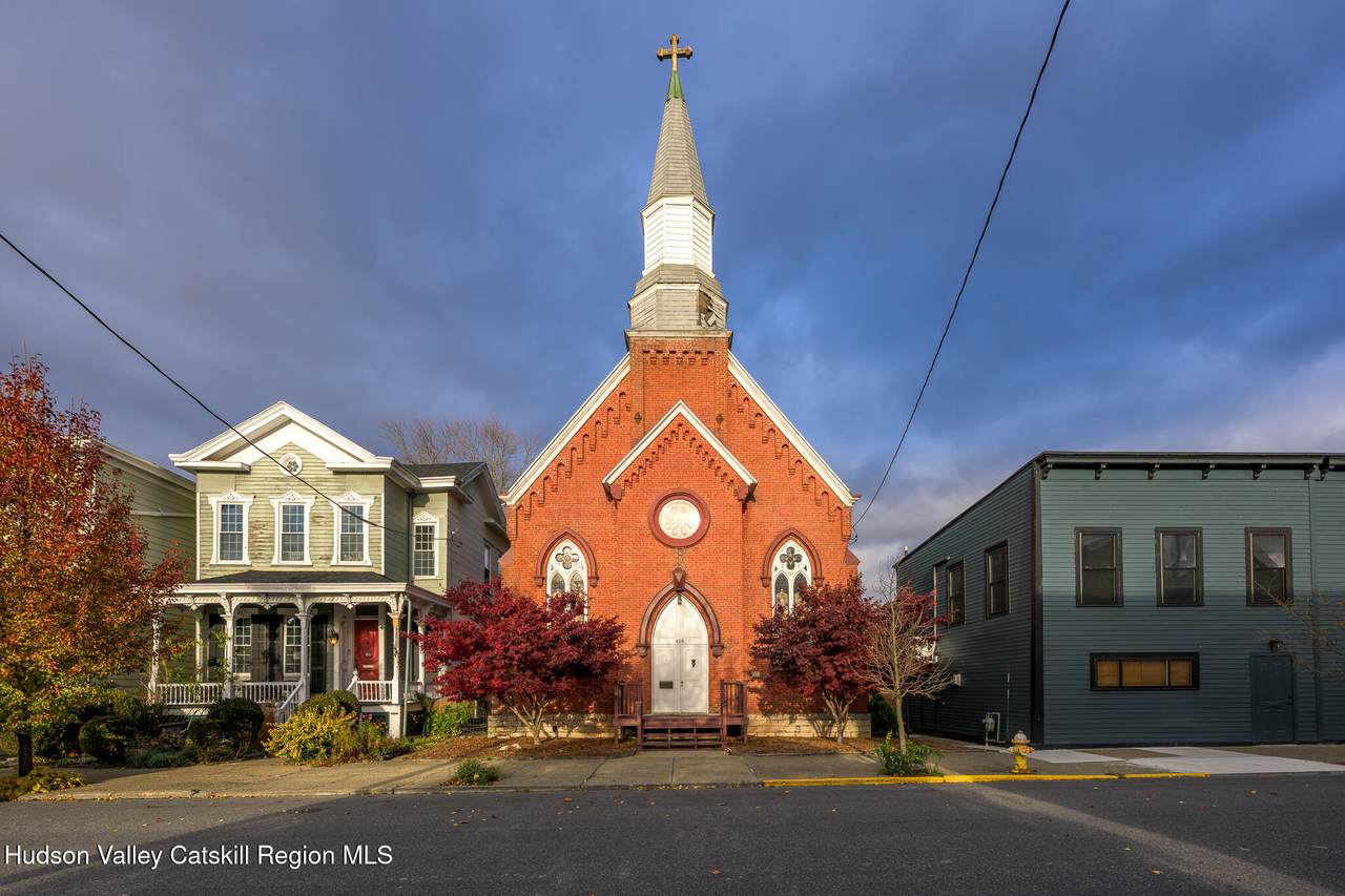 428 State Street - Photo 1