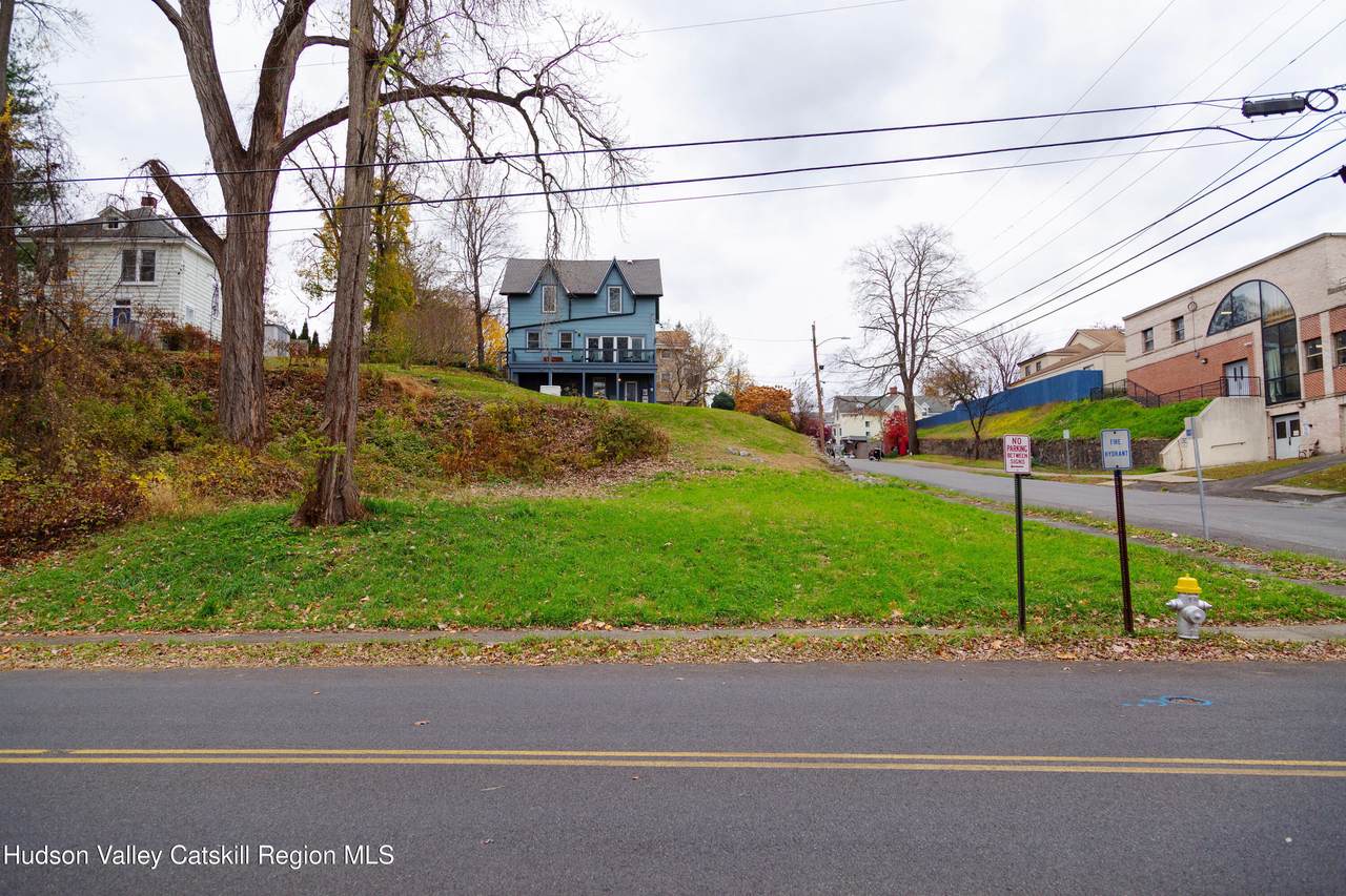 1-7 Abruyn Street - Photo 1