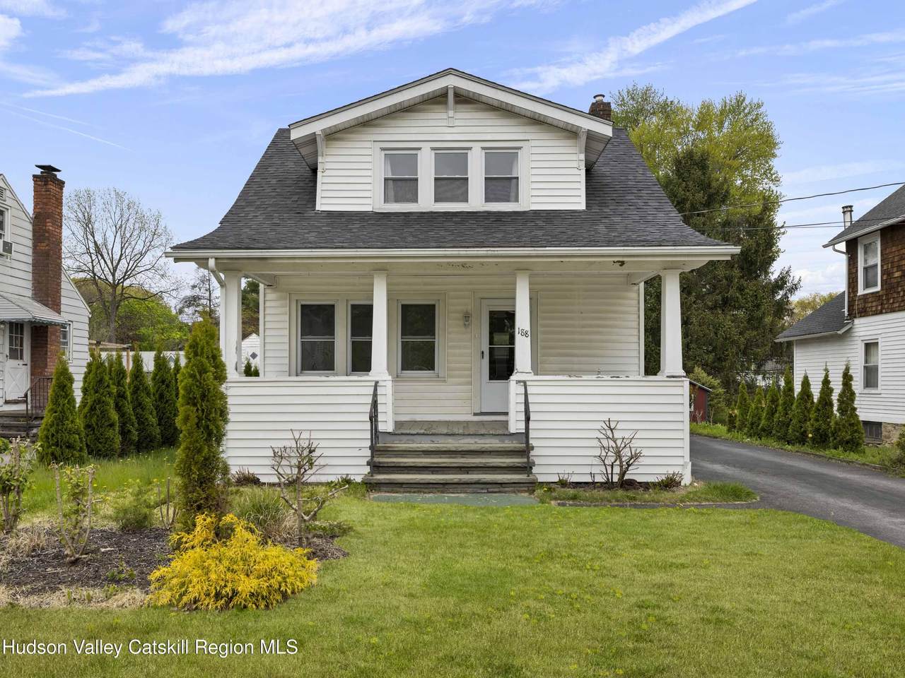 188 Hasbrouck Avenue - Photo 1