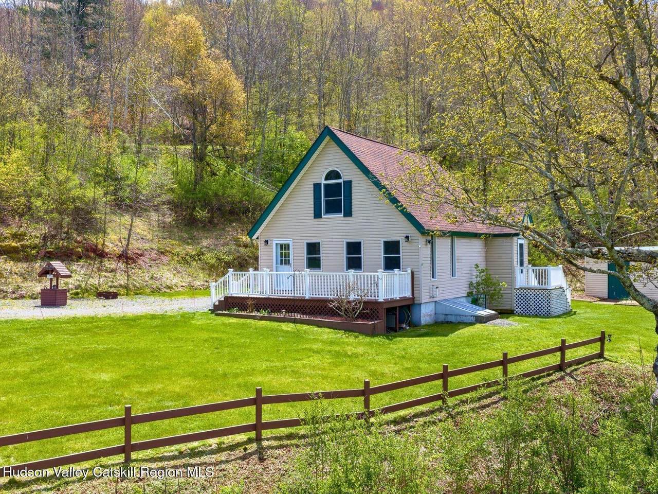 420 Raeder Road - Photo 1