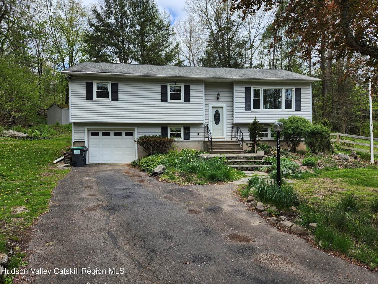384 Fish Creek Road - Photo 1