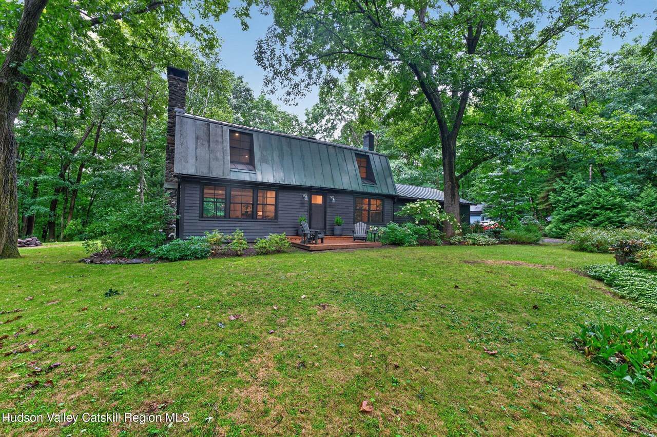 224 Under Mountain Road - Photo 1