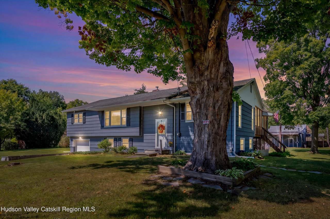 105 Orchard Street - Photo 1