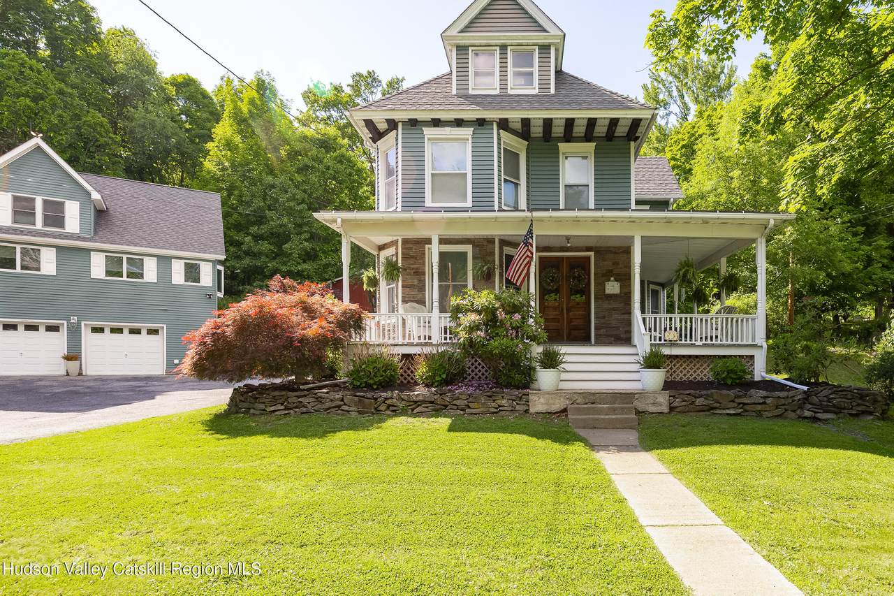 125 Vineyard Avenue - Photo 1