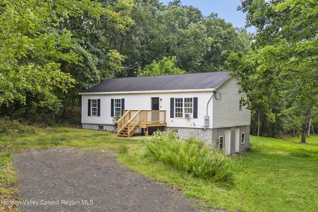 38 Captain Charles Wanzel Road - Photo 1