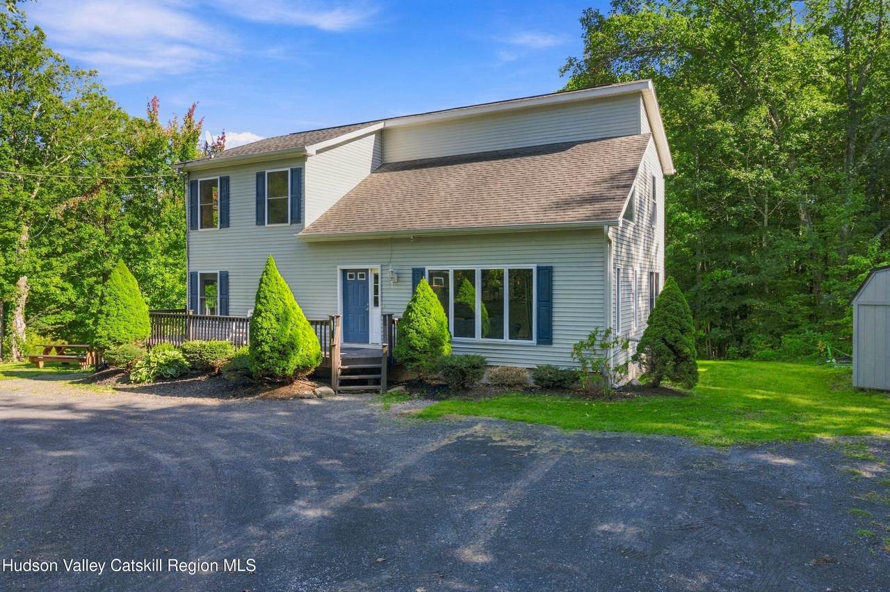 696 Old Road - Photo 1