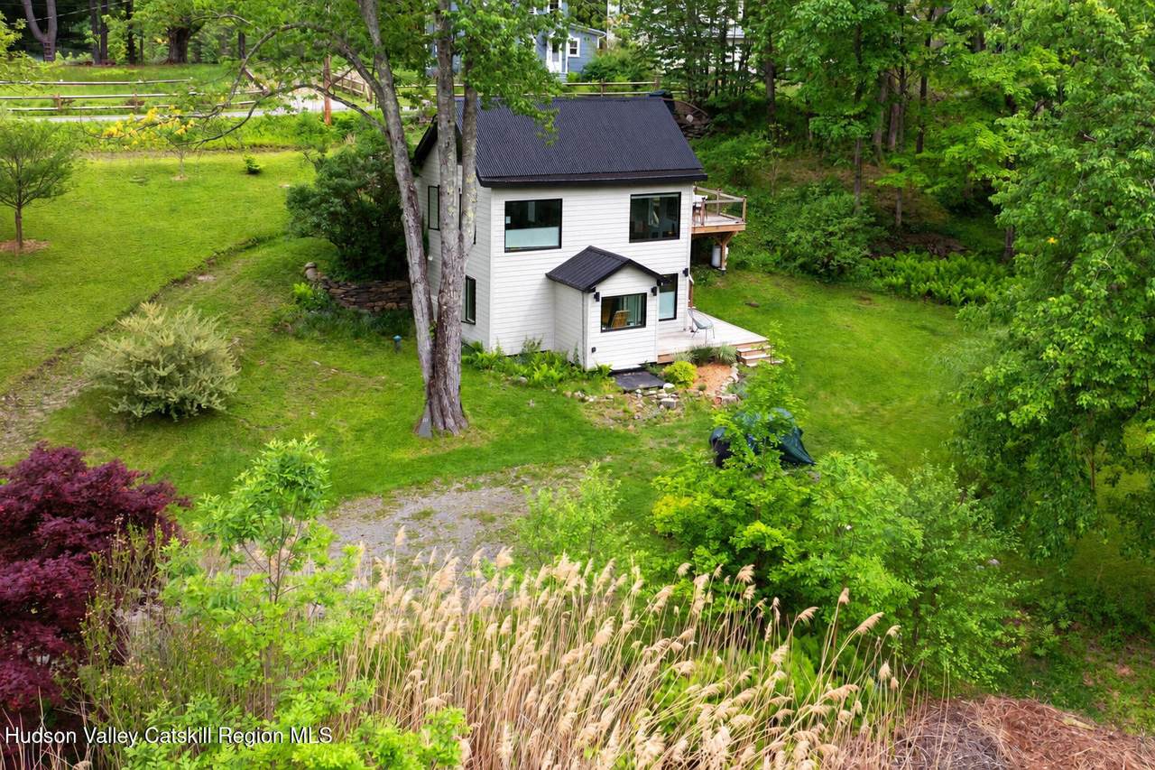 18 Lake Hill Road - Photo 1