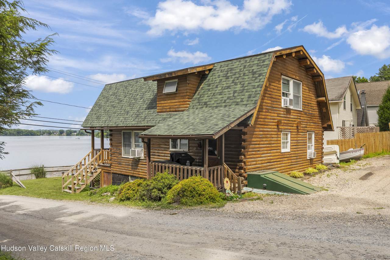 407 Lakeview Road - Photo 1