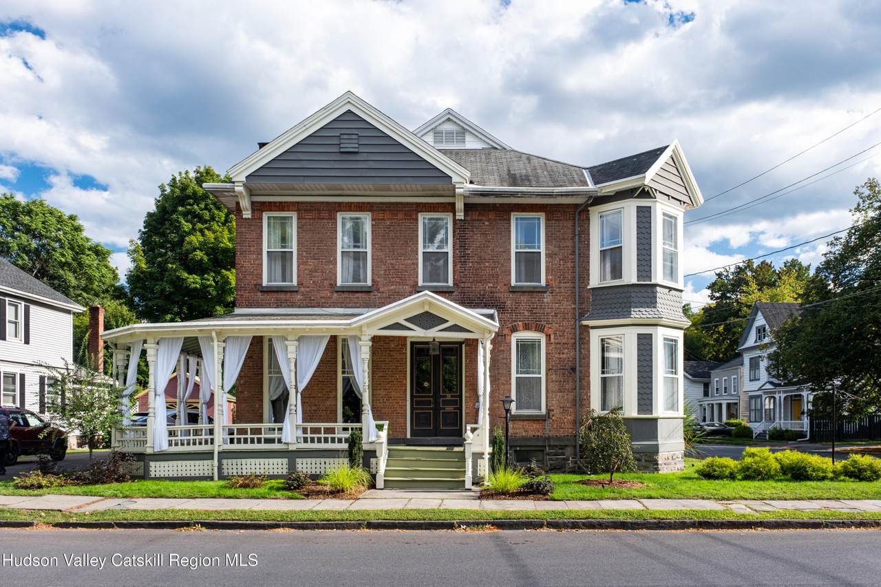 38 Maiden Lane - Photo 1