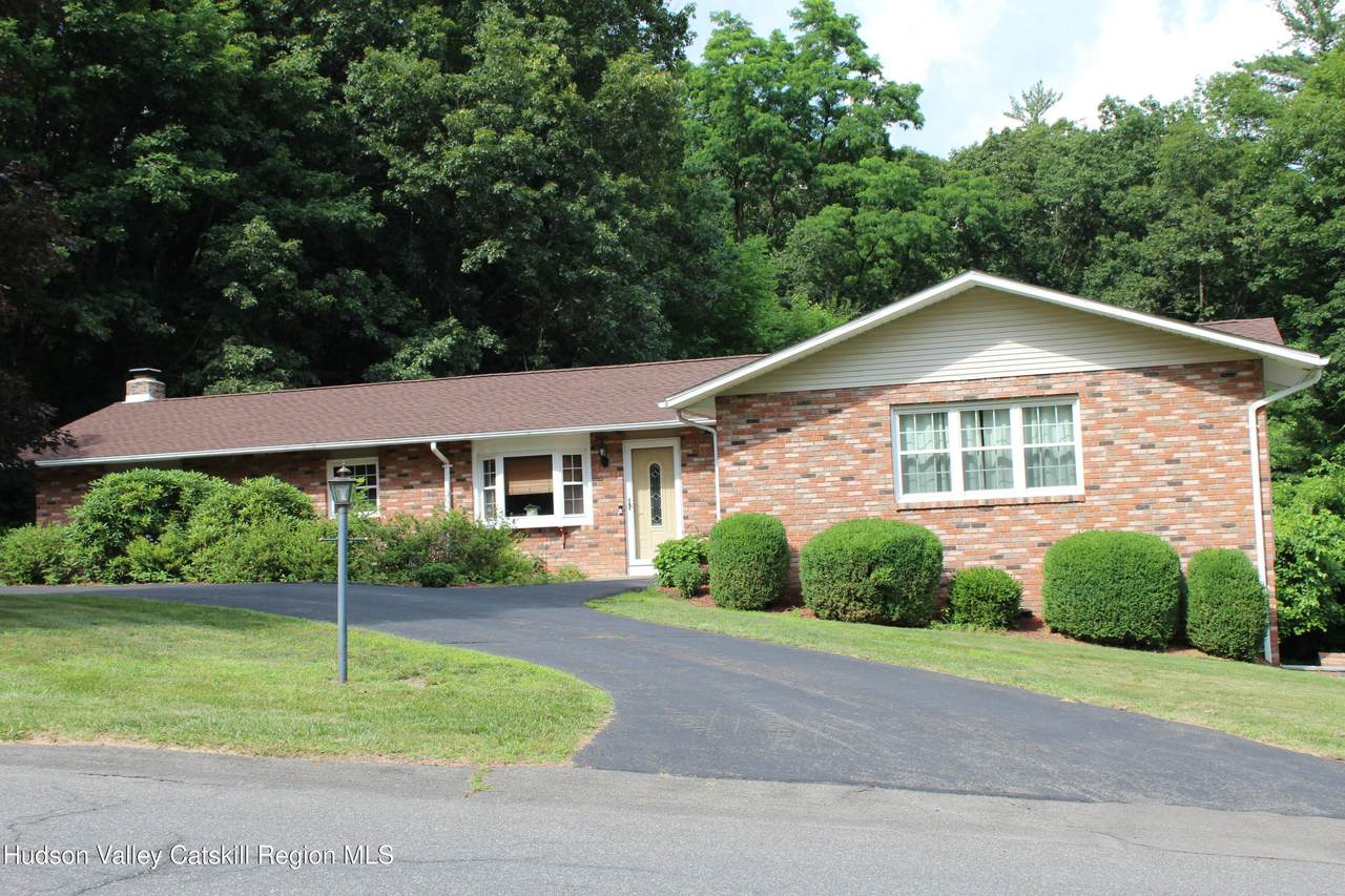 58 Elisa Landi Drive - Photo 1