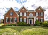 32 Sanford Drive - Photo 2