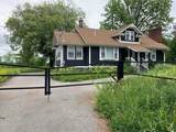1091 Albany Post Road - Photo 2