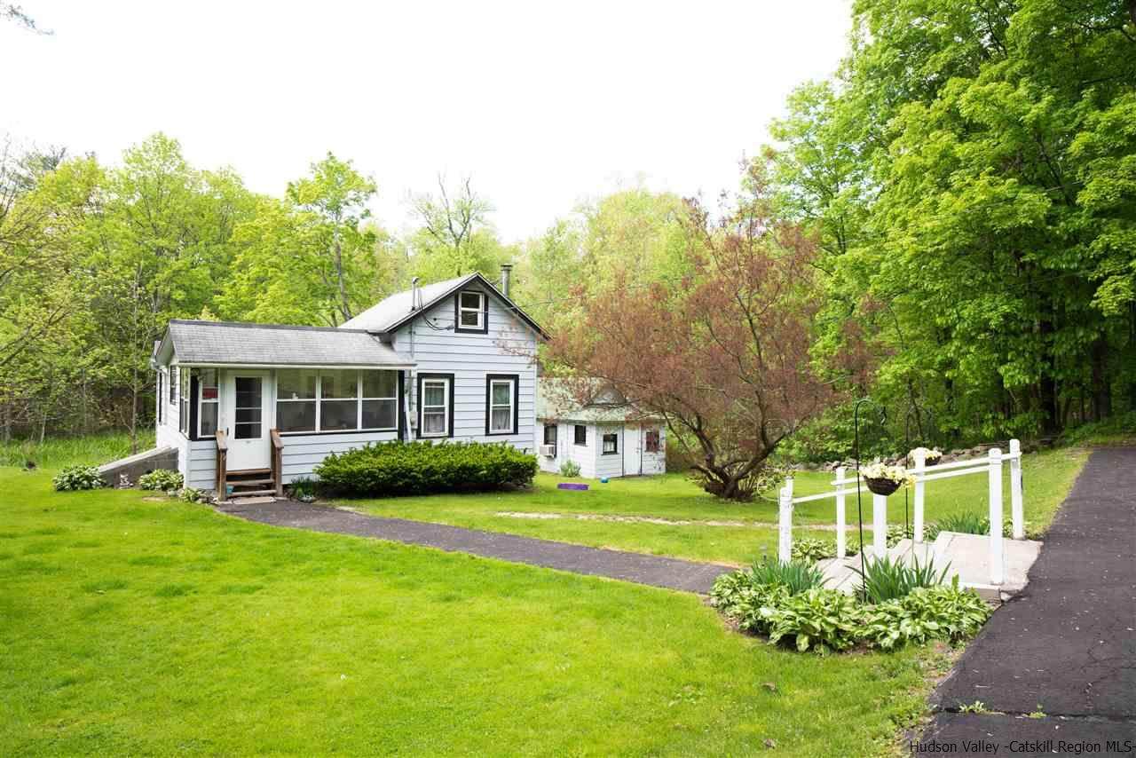 404 Riverside Road - Photo 1