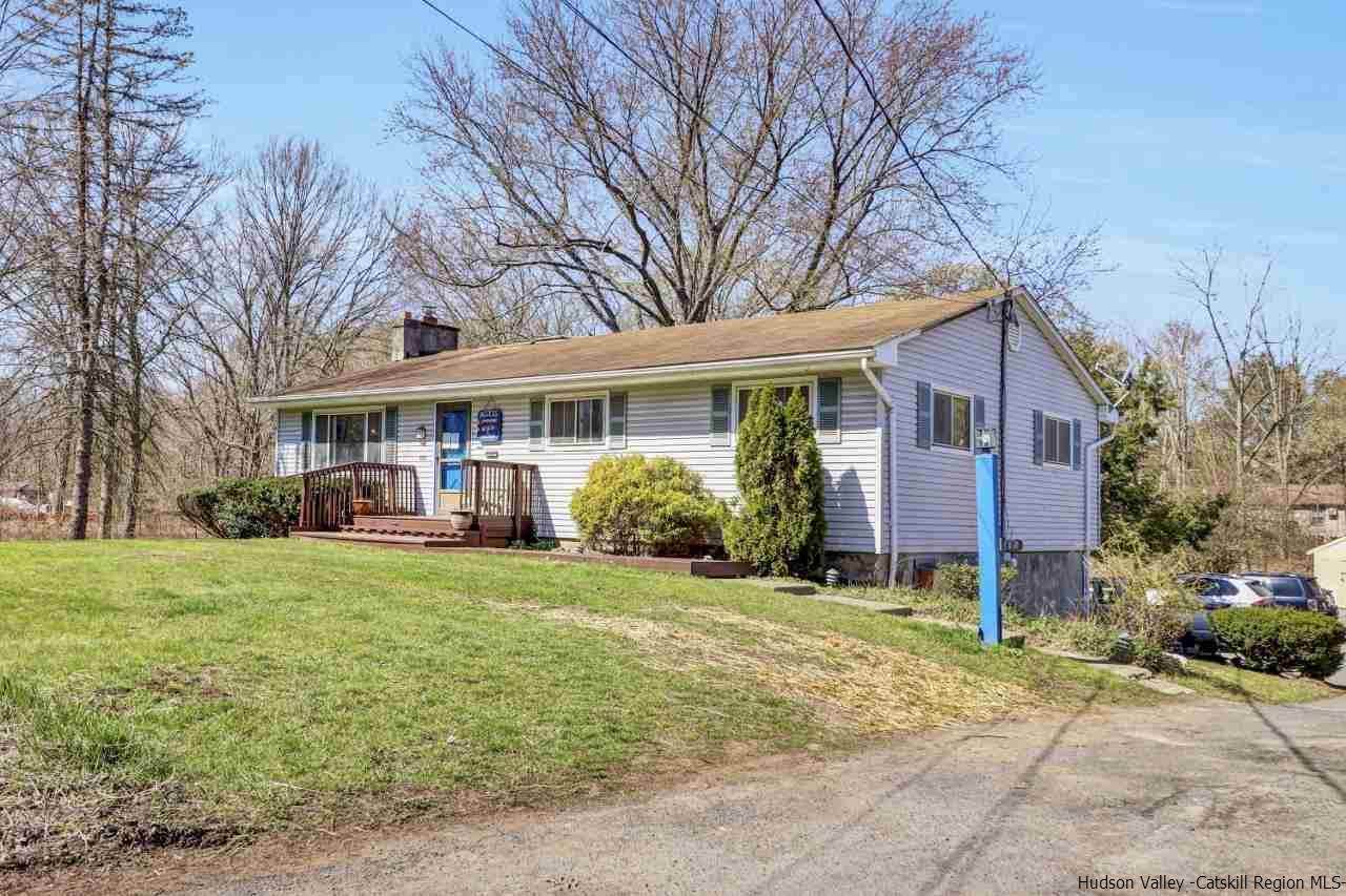 113 Chestnut - Photo 1