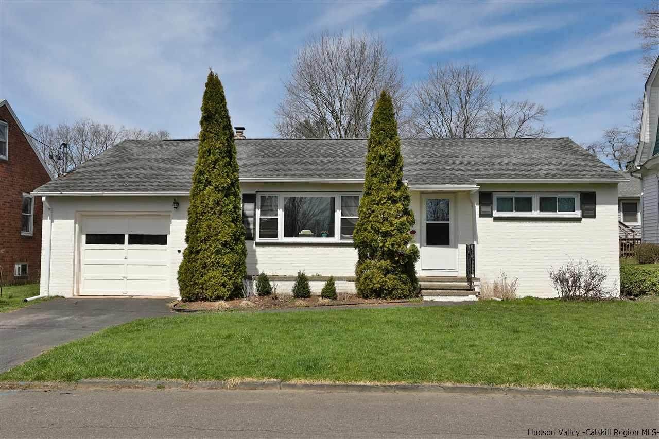 15 Alcazar Avenue - Photo 1