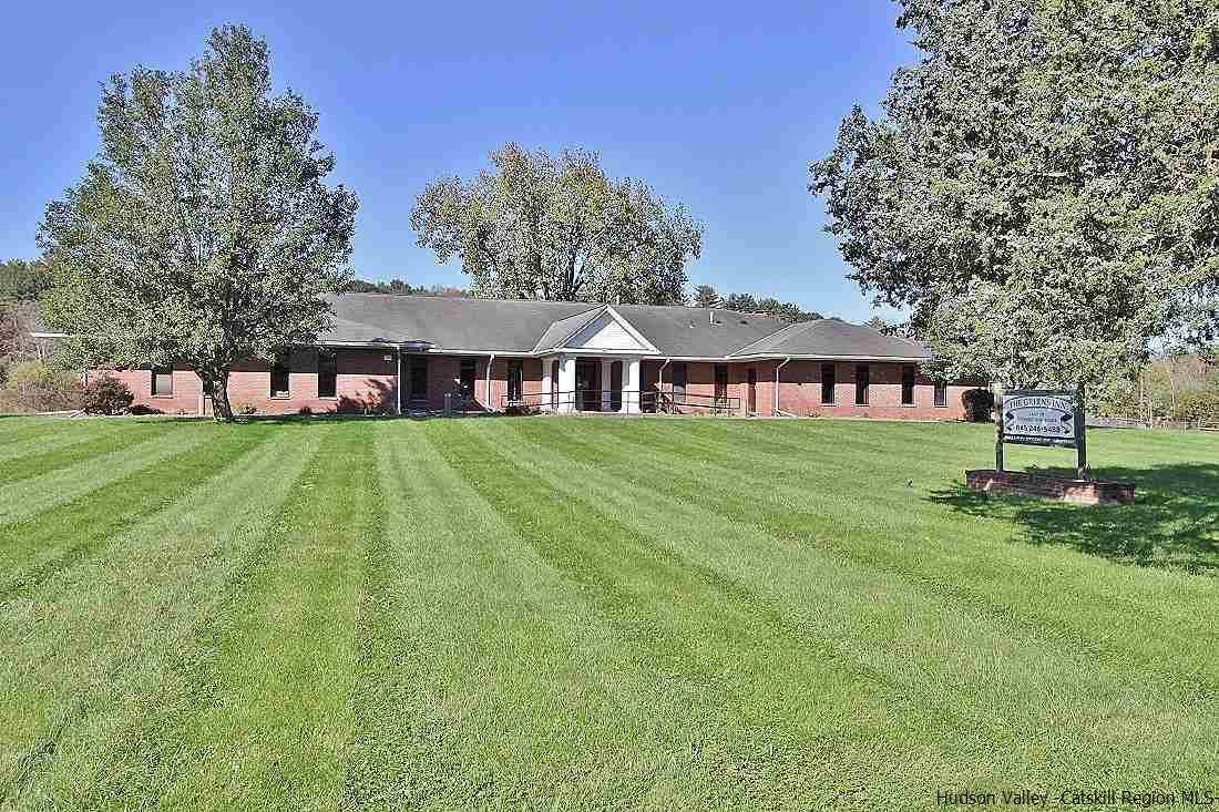 451 Washington Ave Ext. - Photo 1