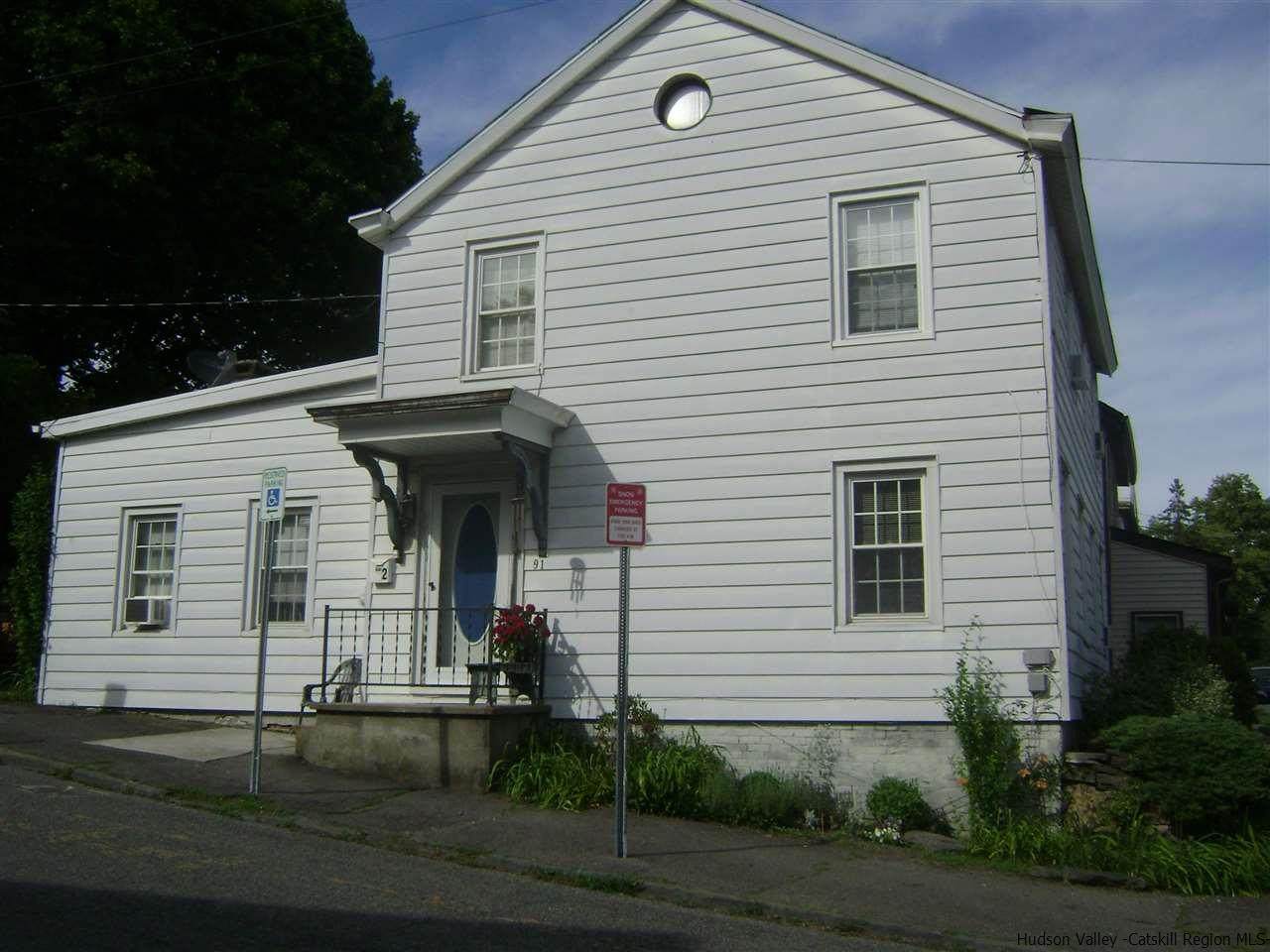 2 Russell Street - Photo 1