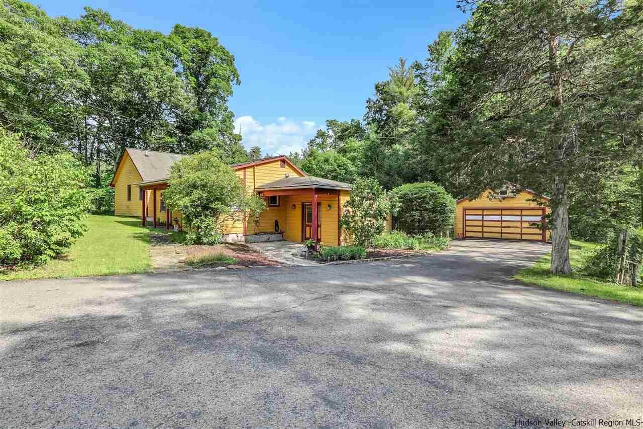 1585 Glasco Turnpike - Photo 1