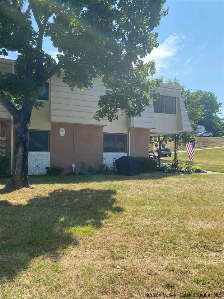1506 Cortland - Photo 1