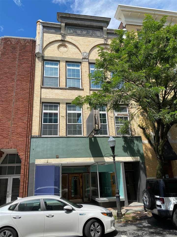 39 John Street - Photo 1